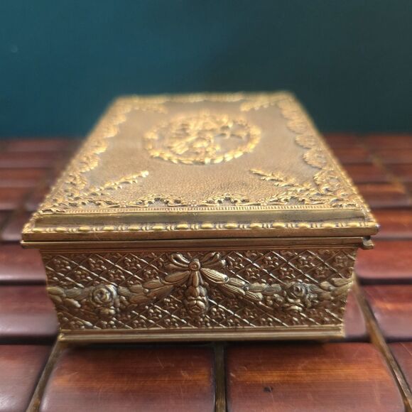 Antique Repousse Ornate Bronze Box Classical Posidon Hippocampus Triton Design - Picture 5 of 8